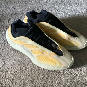 yeezy adidas safflower, mens 14